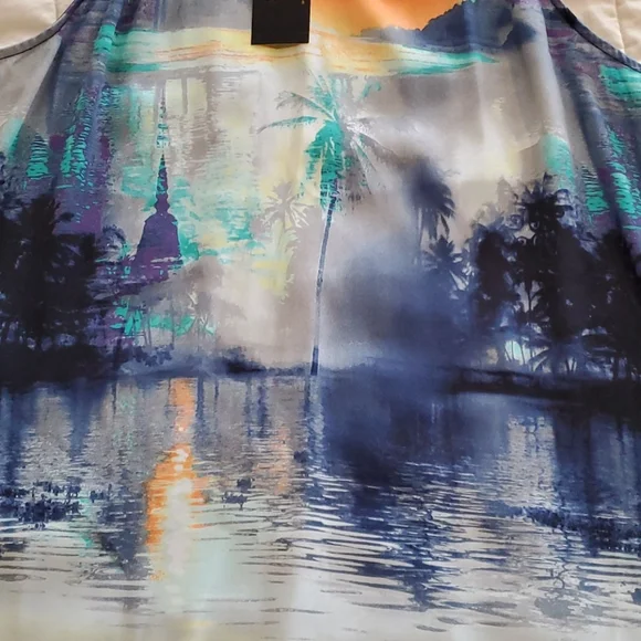 Palm Trees and Sunset blouse - Picture 4 of 9